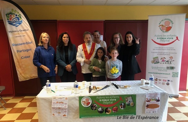 Concours de gâteaux aux légumes ! Le jury et les gagnants.